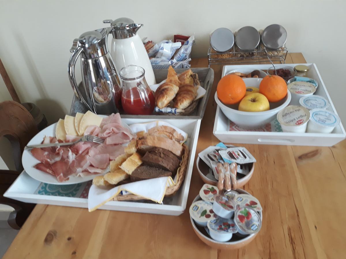 B&B Del Villaggio Арджентера Екстериор снимка